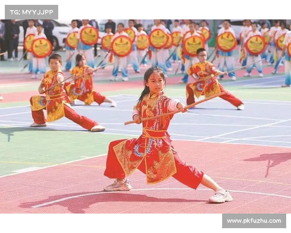 武术健身操:融合传统武术与现代健身,提升体能与气质的全新运动方式 武术健身操:融合传统武术与现代健身,提升体能与气质的全新运动方式